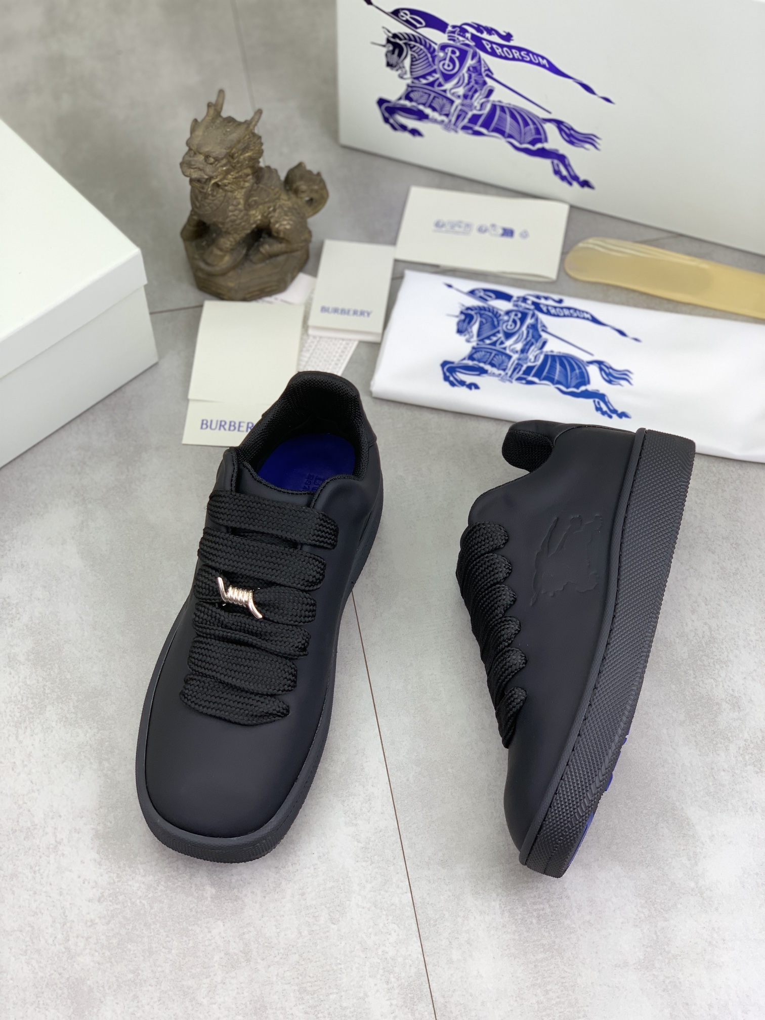 Burberry sz35-45 10